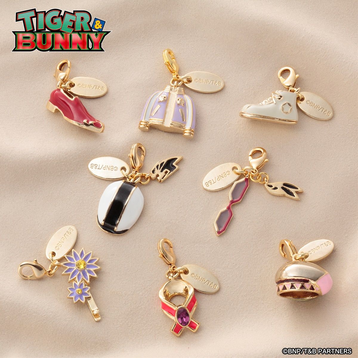 TIGER&BUNNY タイバニコラボアクセサリーまとめ売り TIGER & BUNNY 2×MATERIAL CROWNコラボレーション キャラクター