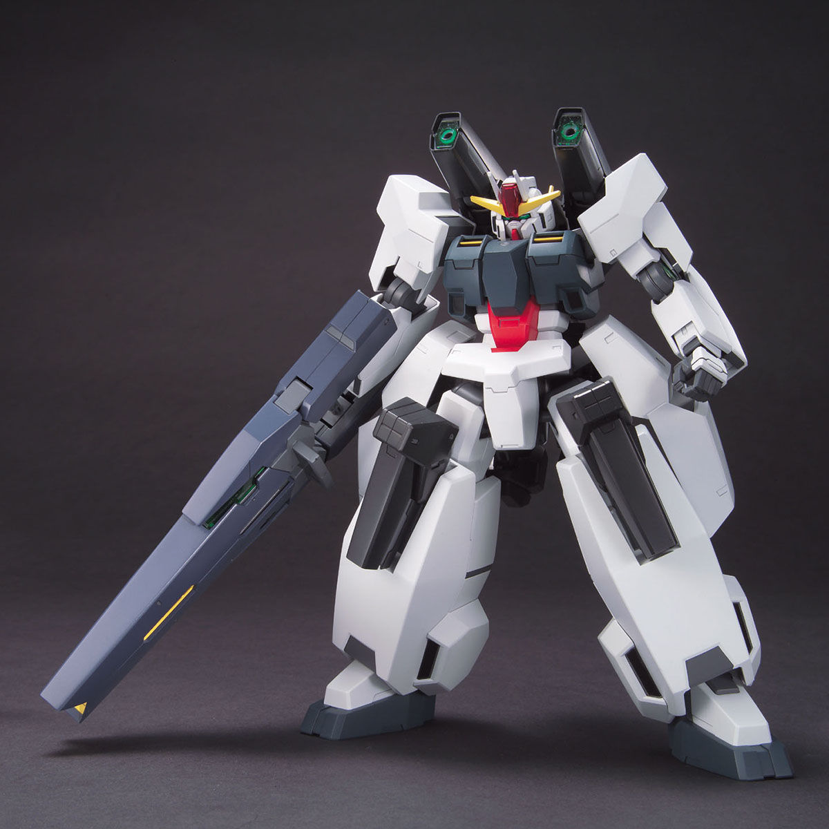 Mobile Suit Gundam 00 1/100 Scale Model No.16 GN-008 Seravee + GN-009 Seraphim Gundam