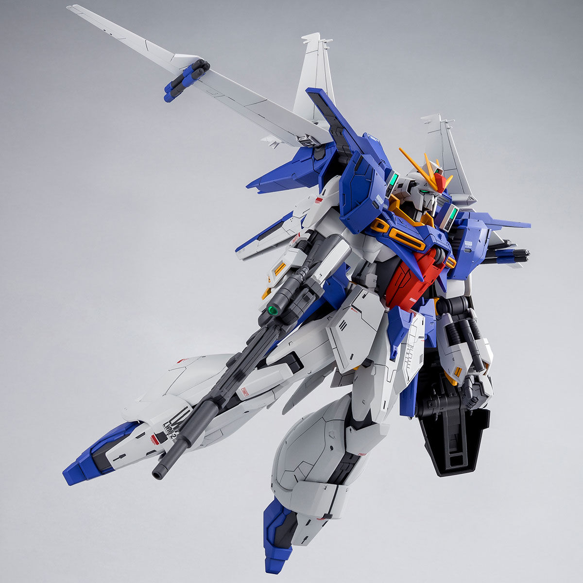 RE/100 AMX-107L-2 Gundam Lindwurm