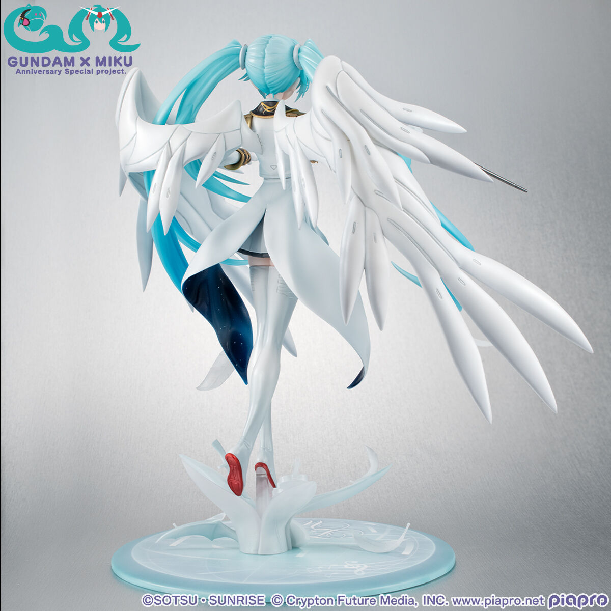 Megahobby Lucrea XXXG-00W0 Wing Gundam Zero(Endless Waltz)