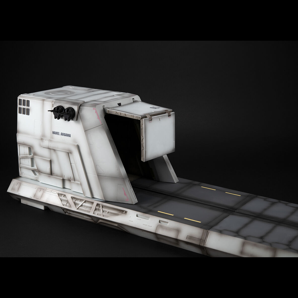 RMS for 1/144 Scale HG Series : Nalhel Argama-Class Assault Landing Craft SCVA-76 Nalhel Argama Catapult Deck