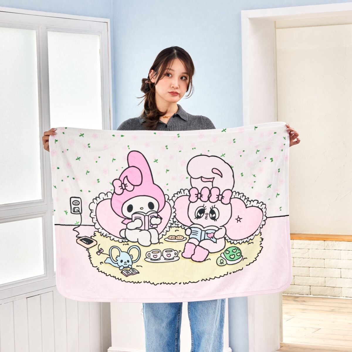 エスターバニー×マイメロディ ブランケット【4月お届け】 | サンリオ