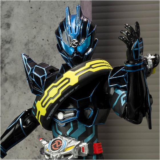 いいい様用S.H.Figuarts 仮面ライダースナイプ・ブレイブ LV５ Amazon.co.jp: S.H.フィギュアーツ 仮面ライダーブレイブ