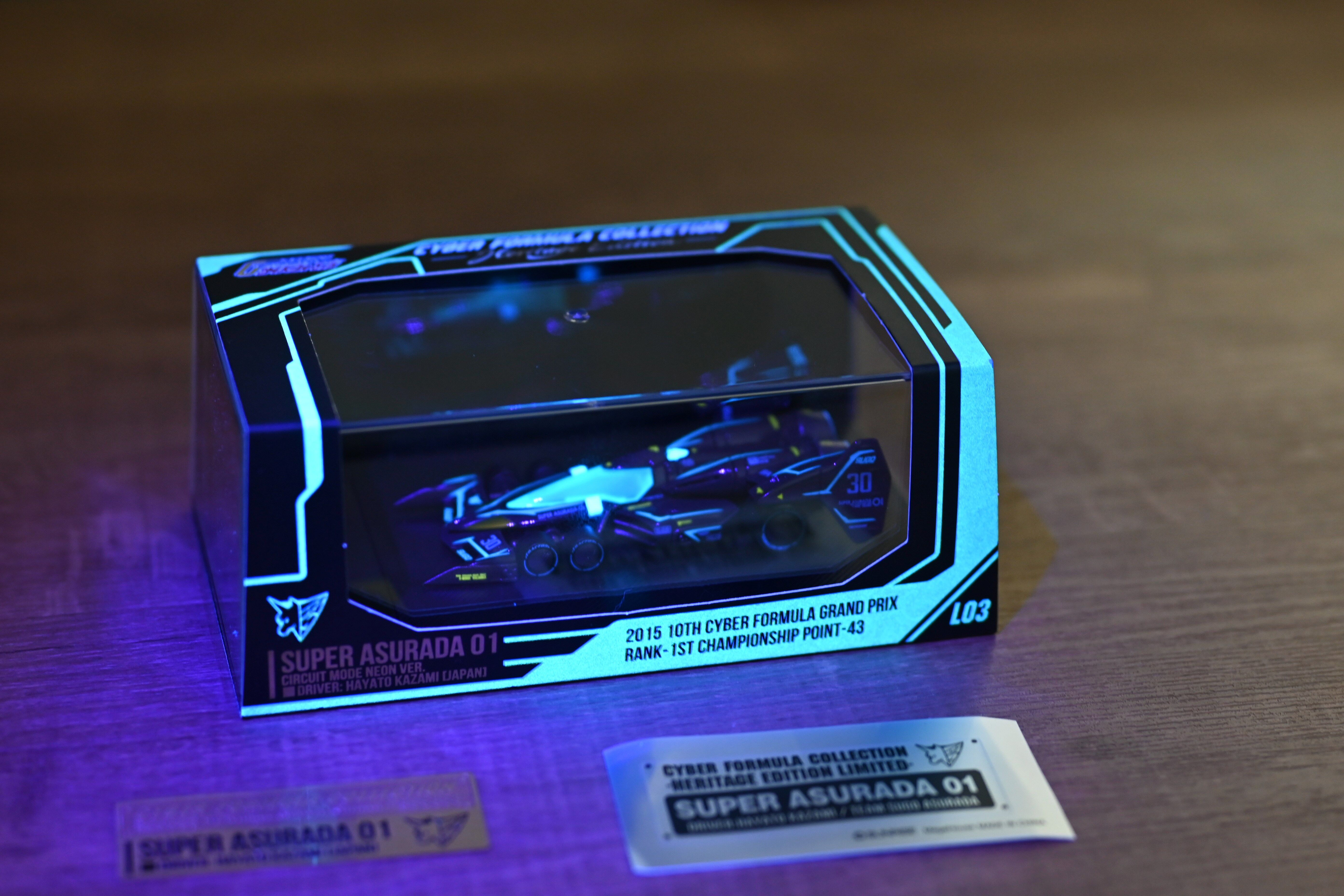 �uC.F.C.-HE- LIMITED �X�[�p�[�A�X���[�_01 �T�[�L�b�g���[�h NEON Ver. ���S���ҁv�C���^�r���[