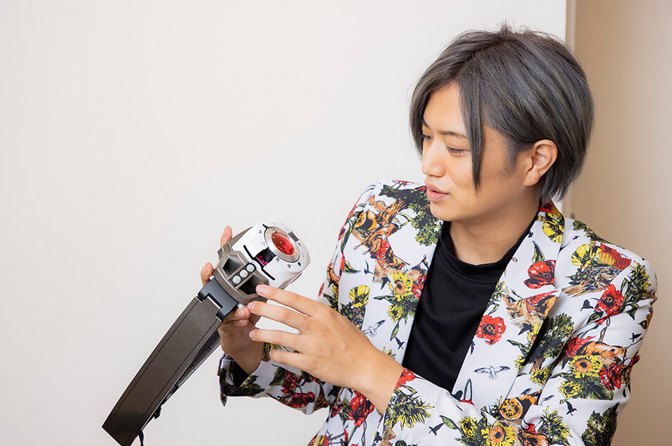 希少!!】 仮面ライダーディケイド 大首領ネックレス 門矢士