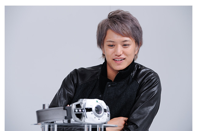 井上正大さんとマーク・大喜多さんが語るCSM DECADRIVER 販売開始記念