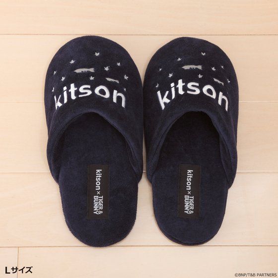 kitson × TIGER & BUNNY　ルームシューズ＆ポーチ　※オリジナルハンカチ付き