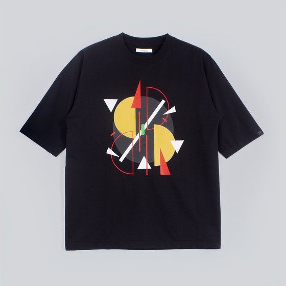 仮面ライダー555　デザインTシャツ ーELEMENTSー ｜HENSHIN by KAMEN RIDER