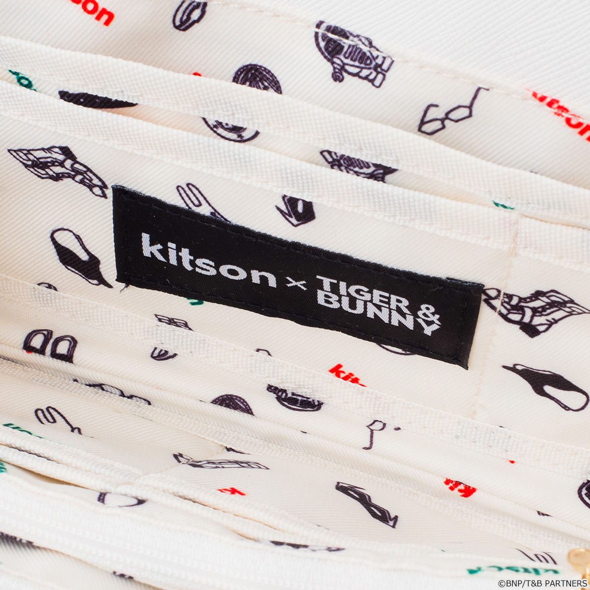 新品即決 TIGER&BUNNY タイバニの人気アイテム kitson kitson