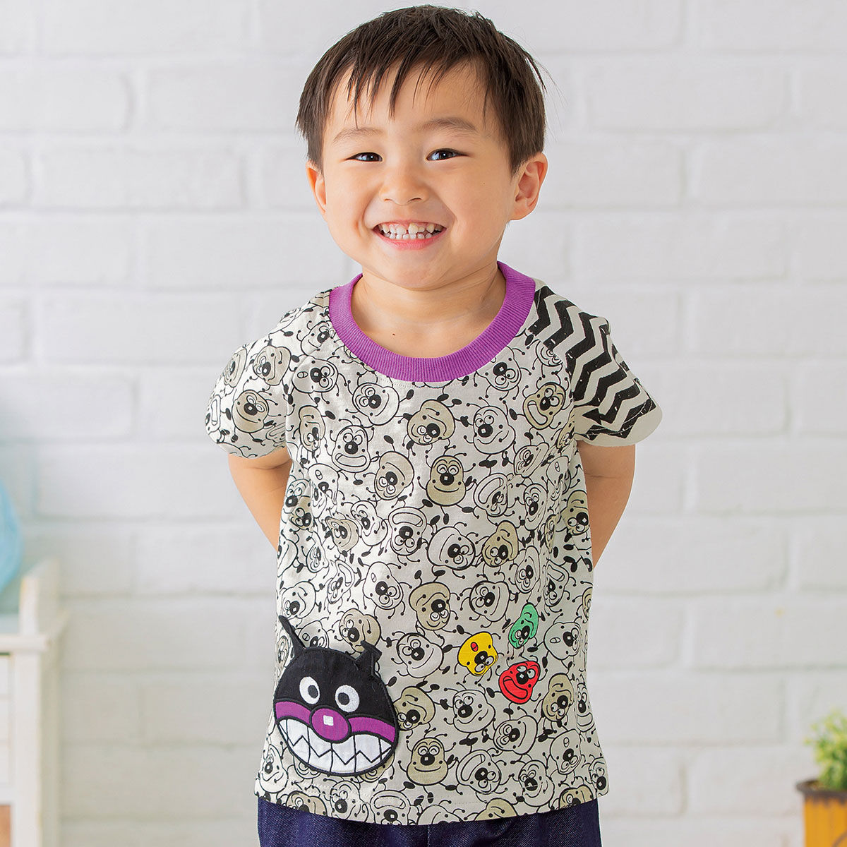 かびるんるん総柄Tシャツ | それいけ！アンパンマン ファッション