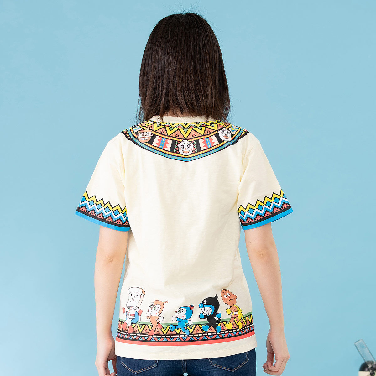 エスニックプリントTシャツ大人 | それいけ！アンパンマン ファッション・アクセサリー | バンダイナムコグループ公式通販サイト