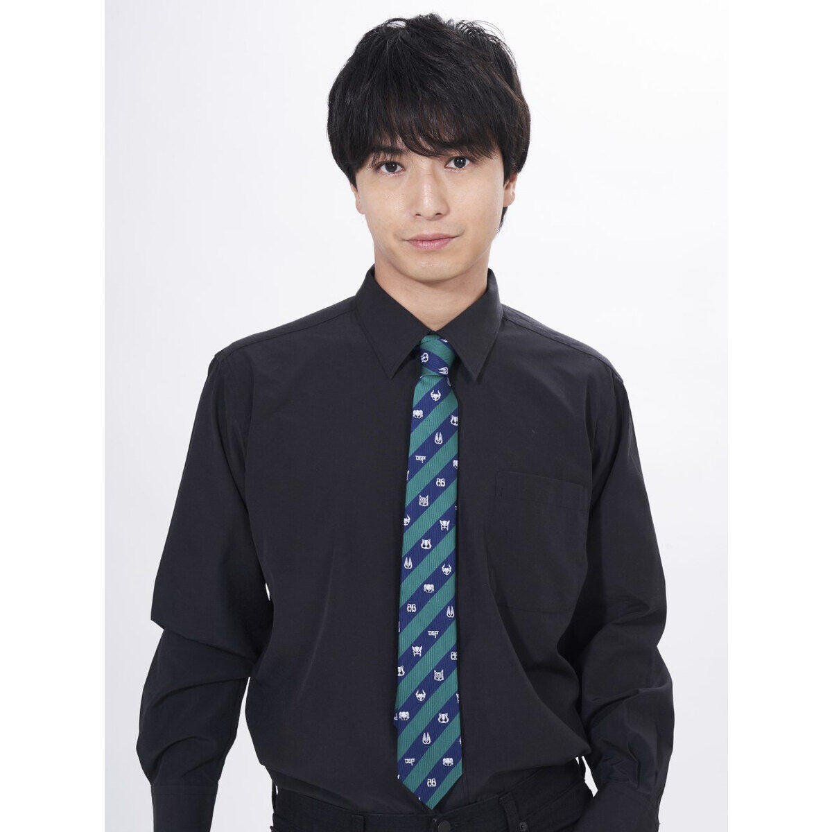 仮面ライダーギーツ コアID柄 ネクタイ | 仮面ライダーシリーズ