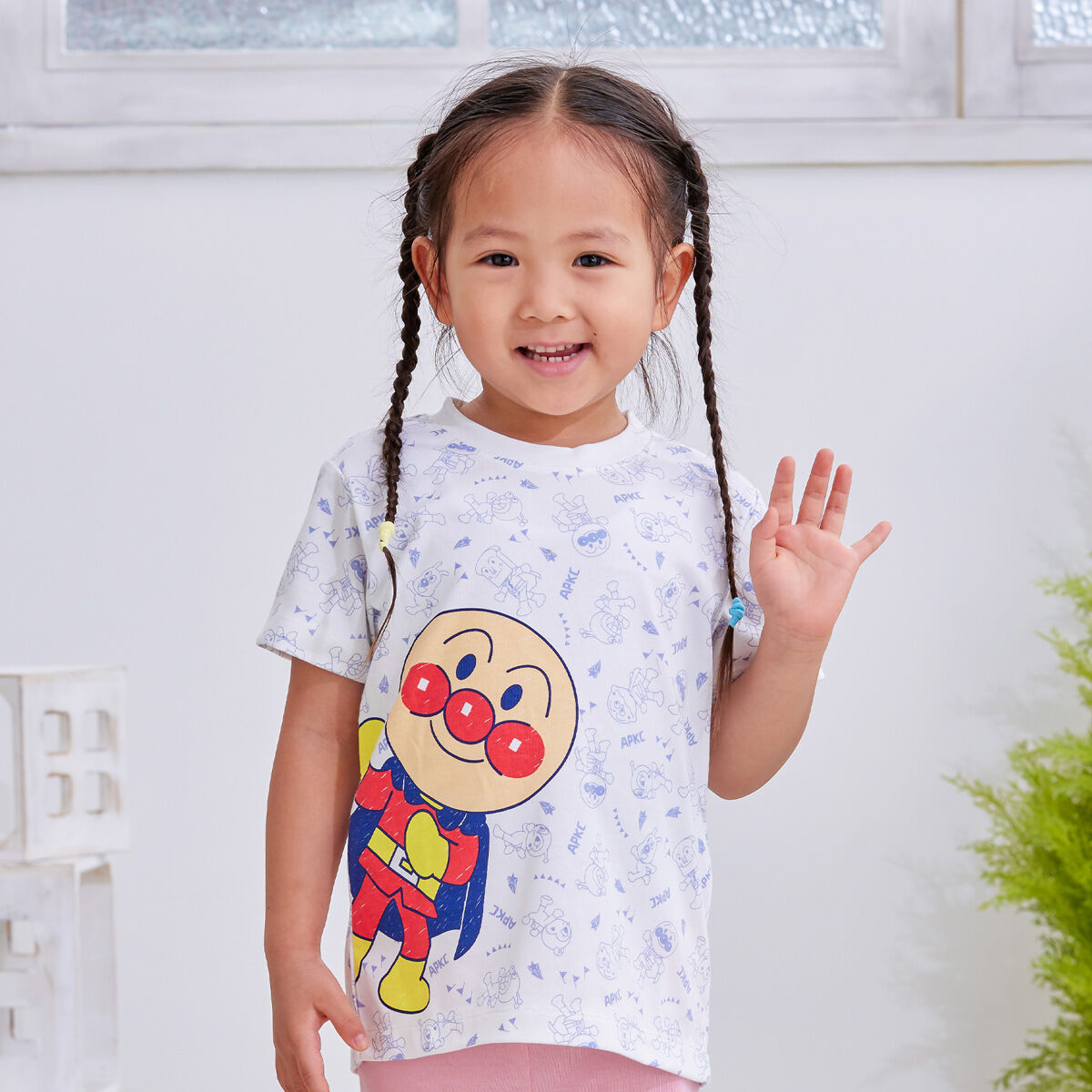 ひょっこりアンパンマン総柄Tシャツ | それいけ！アンパンマン