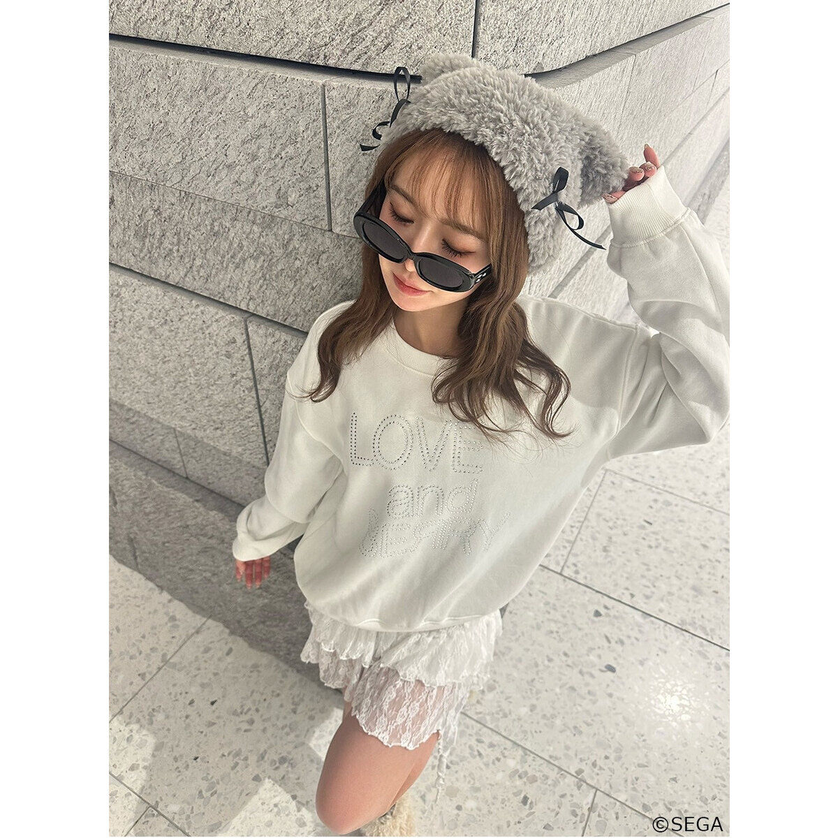 オシャレ魔女 ラブ and ベリー×GRL ラインストーンロゴスウェット