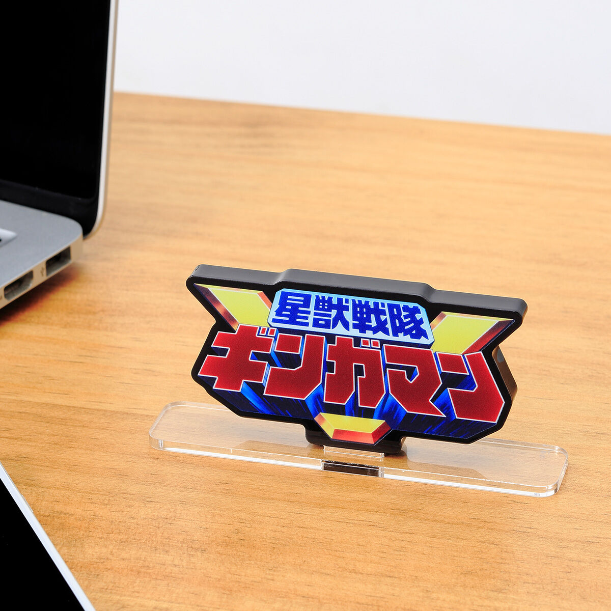 【激レア】アクリルロゴ付き！ 英雄勇像　ウルトラマン11体 ウルトラマンX 英雄勇像 ウルトラマンエックス│株式会社BANDAI