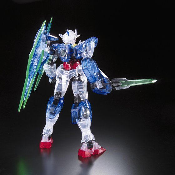 HG1/144 ガンダムサバーニャ\u0026劇場版ダブルオークアンタ クリアカラー