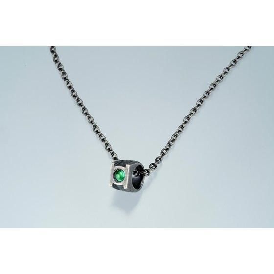 �O���[���E�����^���@�p���[�����O�^�y���_���g