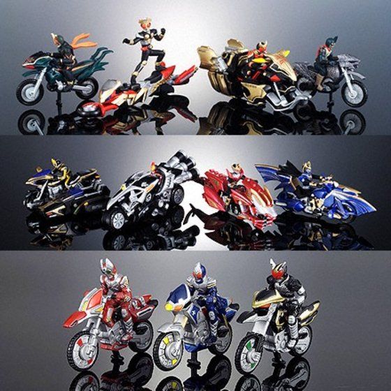 美品 フィギュア 仮面ライダー 栄光の8人ライダーマシーン キャラ