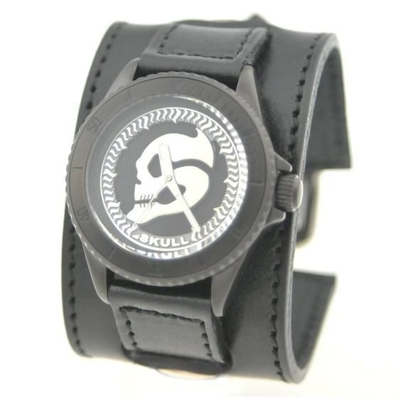���ʃ��C�_�[W ���ʃ��C�_�[�X�J�� x haraKIRI Collaboration Wristwatch�@BLACK MODEL / WHITE MODEL