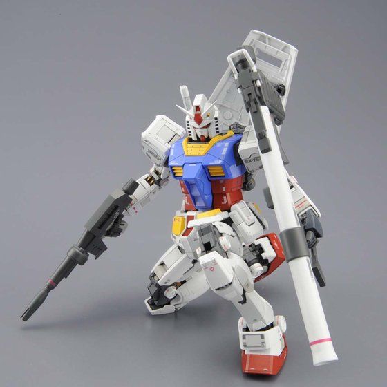 MG 1/100 RX-78-2 ガンダムVer.3.0│株式会社BANDAI SPIRITS（バンダイ