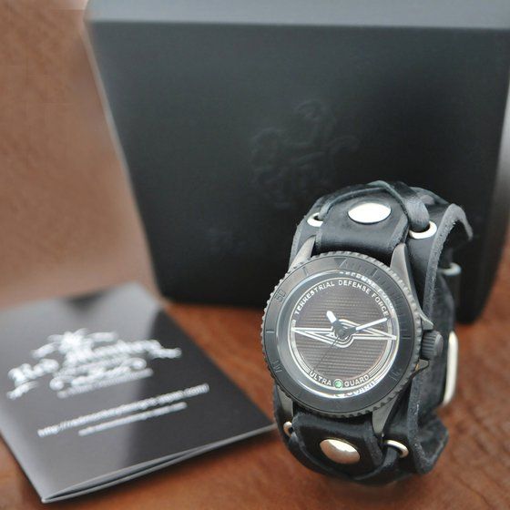 ウルトラセブン×レッドモンキー腕時計　円谷プロダクション創立50周年記念モデル