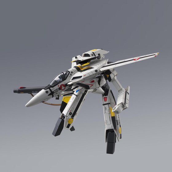 マクロス VF-1S バルキリー ロイフォッカー機 1/55 バンダイ即購入可能