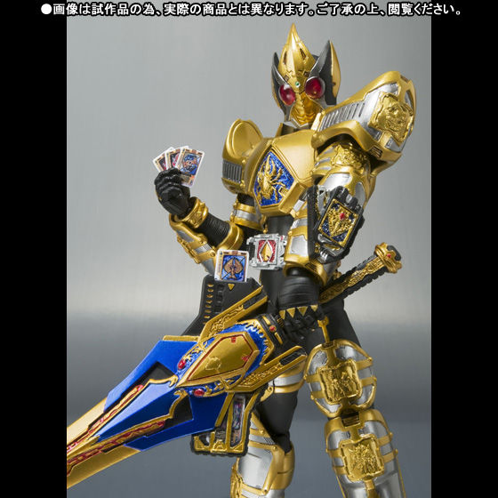 S H Figuarts 仮面ライダーブレイド キングフォーム 14年1月発送分 仮面ライダーシリーズ 趣味 コレクション バンダイナムコグループ公式通販サイト