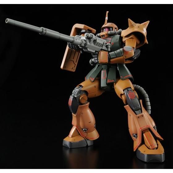 新版 MG 1/100 ガルマ・ザビ専用ザクII MS-06FS プラモデル 