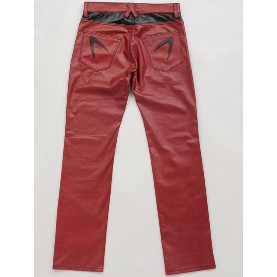 ���ʃ��C�_�[�A�N�Z���@�ƈ䗳�@���U�[�p���c