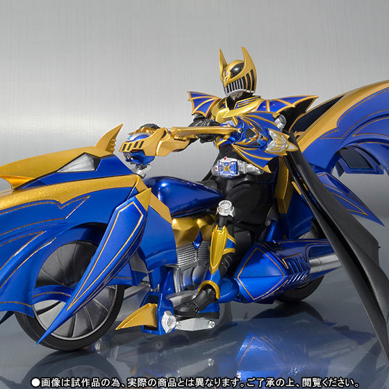 抽選販売】S.H.Figuarts 仮面ライダーナイトサバイブ＆ダーク