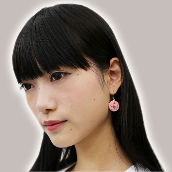 ��������m�Z�[���[���[���@�N���X�^���X�^�[�s�A�X�E�C�������O