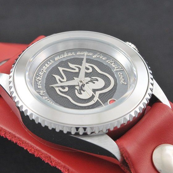 仮面ライダーアクセル × Red Monkey designs Collaboration Wristwatch Silver925 High-End  Model | 仮面ライダーW（ダブル） ファッション・アクセサリー | アニメグッズ  ・おもちゃならプレミアムバンダイ｜バンダイナムコグループの公式通販サイト