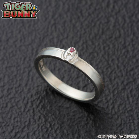 TIGER & BUNNY × THE KISS × BANDAI ベアマスコットチャーム付き