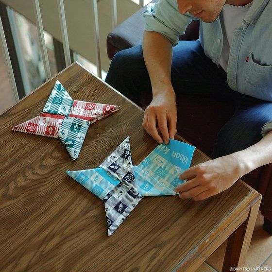 kitson �~ TIGER & BUNNY�@2Way�V�����_�[�g�[�g���~�j�|�[�`�@���I���W�i���n���J�`�t���y2018�N9�������\��z