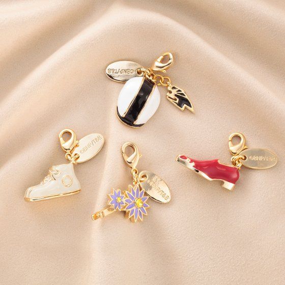 TIGER & BUNNY�@�A�N�Z�T���[�`���[���@4��Z�b�g �O���[���{�b�N�X�i�ՓO/�A���g�j�I/�L�[�X/�p�I�����j�y�Ĕ̔��z