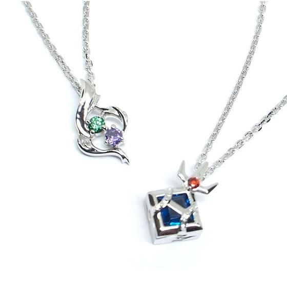 ���ʃ��C�_�[W�~MATERIAL CROWN�i�}�e���A���N���E���j�l�b�N���X