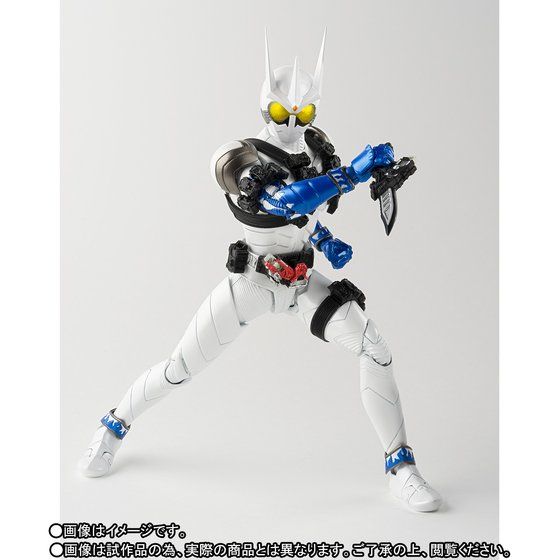 先着販売】S.H.Figuarts（真骨彫製法） 仮面ライダーエターナル | 仮面ライダーW（ダブル） フィギュア・プラモデル・プラキット |  アニメグッズ ・おもちゃならプレミアムバンダイ｜バンダイナムコグループの公式通販サイト