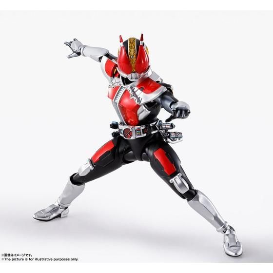 S.H.Figuarts（真骨彫製法） 仮面ライダー電王 ソードフォーム／ガン