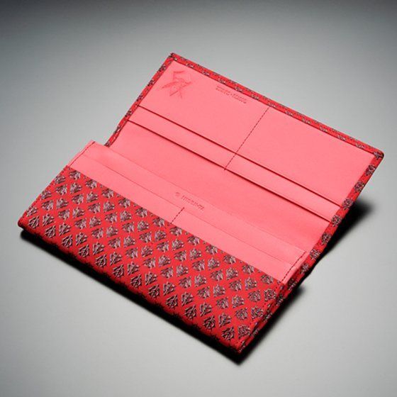 機動戦士ガンダム×印傳屋 シャア専用 長財布（赤×黒） | ガンダム 