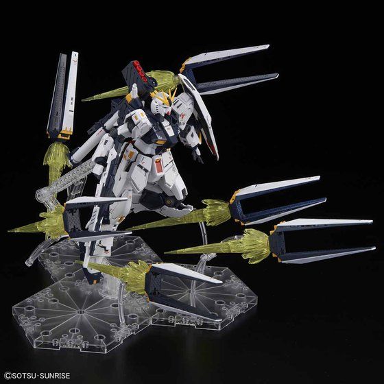 即日発送RG 1/144　RX-93　νガンダム ＆ エフェクト/ 機動戦士ガンダム 逆襲のシャア 完成品