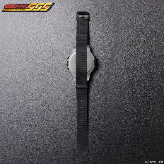 仮面ライダー555 ファイズアクセル 変身！腕時計【Live Action Watch