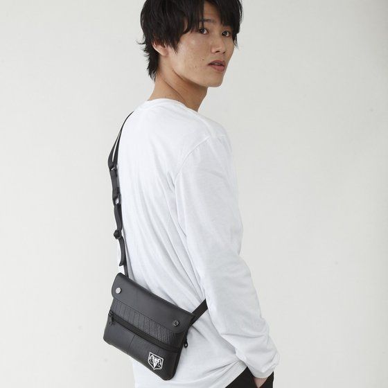 ���ʃ��C�_�[�~SEAL�@�g���x���T�R�b�V���E�H���b�g�@���ԃ��[�V���O�N���u���f��