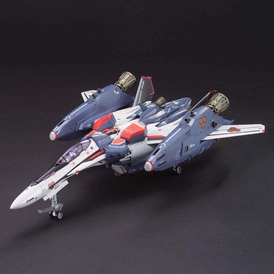 1/72 VF-25F スーパーメサイアバルキリー アルト機│株式会社BANDAI 