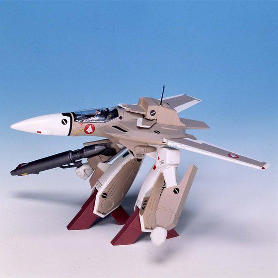 1/72 可変バルキリー VF-1A