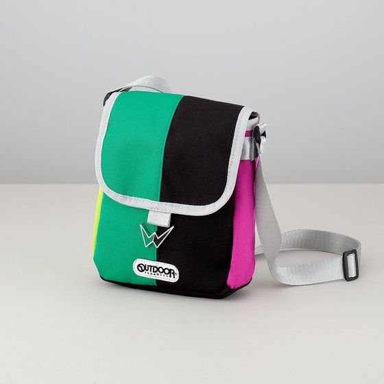 ���ʃ��C�_�[W/OUTDOOR �o�b�O�R���N�V�����y�l���󒍁F2021�N1�������z