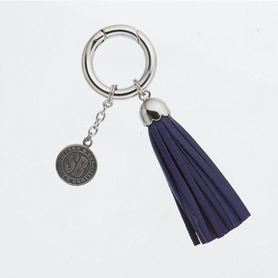 TIGER & BUNNY@RCt U[^bZobO`[