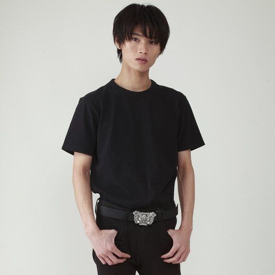 ���ʃ��C�_�[W�@ �ϐg�x���g���@�J�W���A���x���g