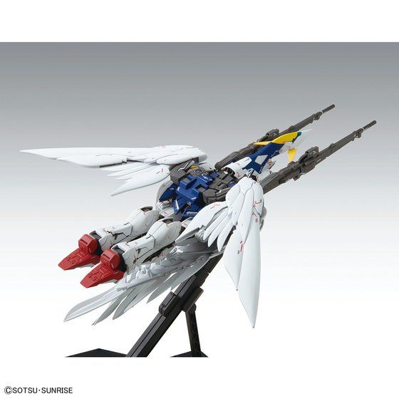 公式ショップ】 MG 1/100 ウィングガンダム ゼロEW Ver.Ka ロボット 