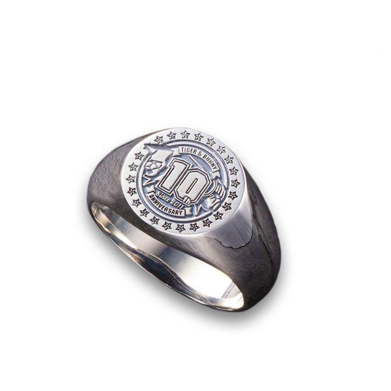 TIGER & BUNNY�@10���N���S�@�J���b�W�����O