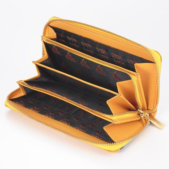 �E���g���}�����r�E�X�@�{�v�����z�@CREW GUYS���f��